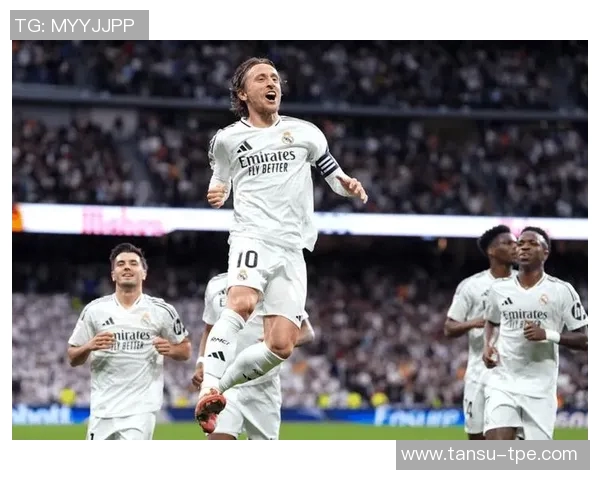 皇马后防线严阵以待，西班牙人主场告负，皇马音讯灿烂，西甲争冠风波升温